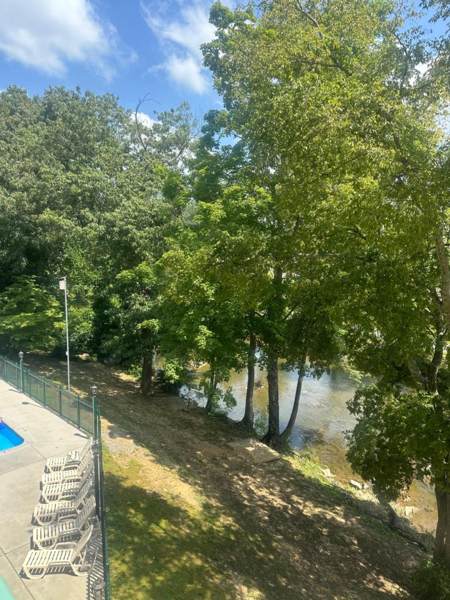 River Place Condos Riverside #309 1Bd Pigeon Forge Extérieur photo